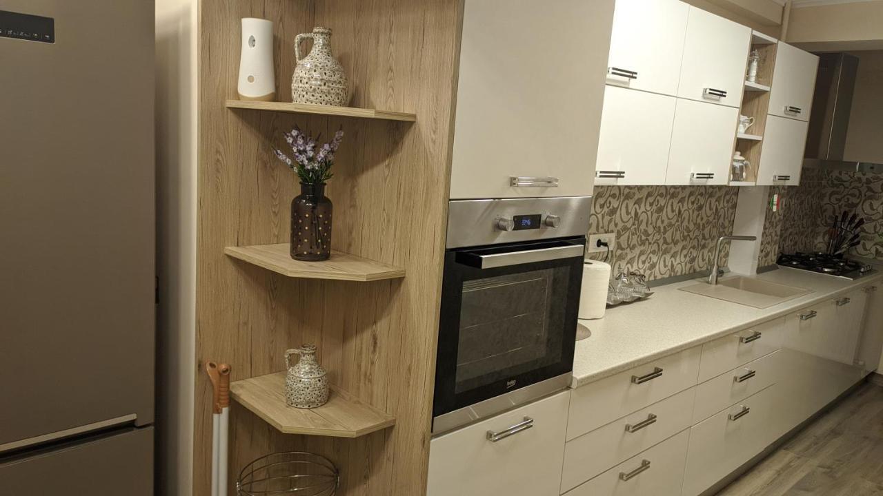 Casa Lux Apartman Bukarest Kültér fotó